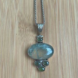 Prehnite and .925 Silver Pendant and Necklace